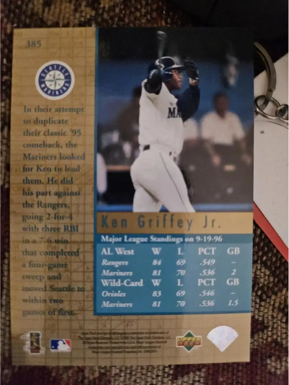 Ken Griffey jr. 1997 Upper Deck #385 Capture The Flag Seattle Mariners Baseball